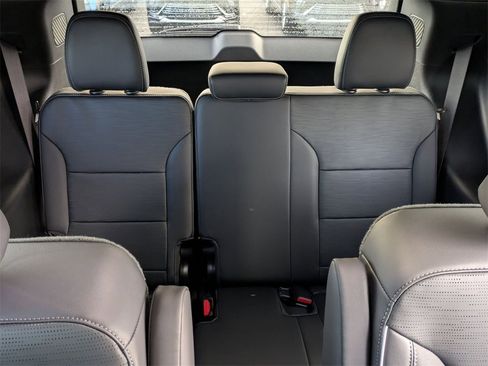 New 2026 Buick Enclave Sport Touring image 9