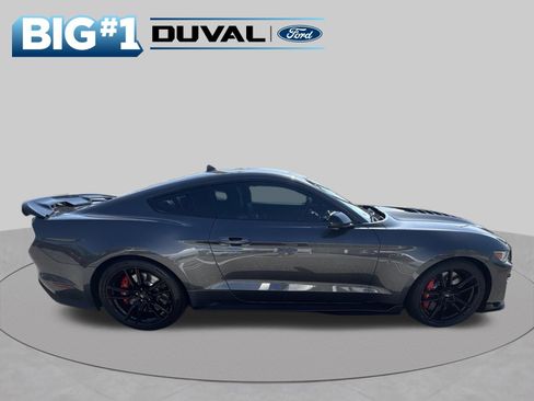 Used 2020 Ford Mustang Shelby GT500 w/ Technology Package RWD image 4