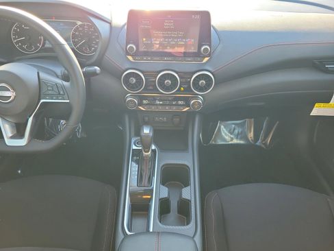 Certified 2025 Nissan Sentra SR image 18