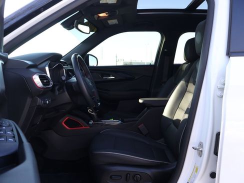 Certified 2023 Chevrolet TrailBlazer RS w/ Sun and Liftgate Package image 34