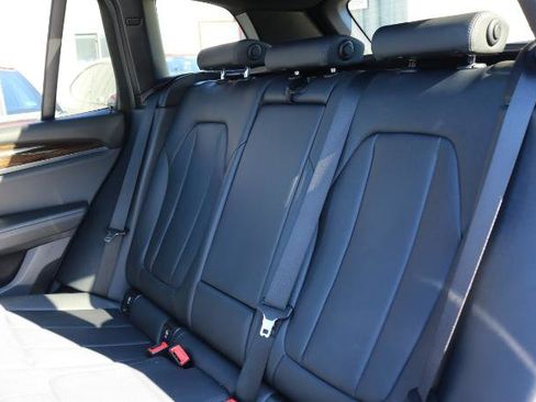 Used 2020 BMW X3 xDrive30i w/ Convenience Package image 17