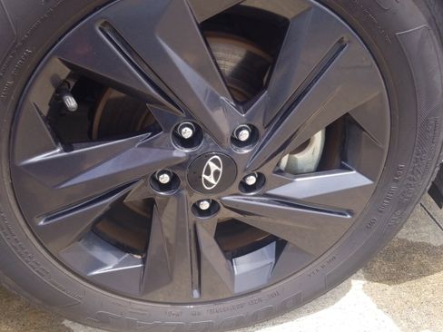 Used 2023 Hyundai Elantra SEL FWD image 24