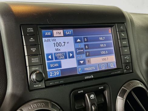 Used 2018 Jeep Wrangler Unlimited Sport S AWD/4WD image 16