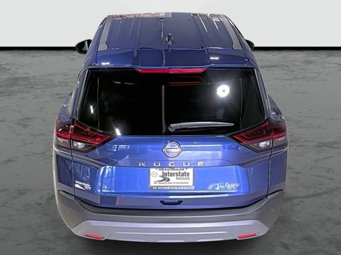 Used 2023 Nissan Rogue S image 3