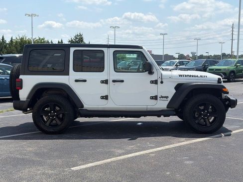 Used 2021 Jeep Wrangler Unlimited Sport AWD/4WD image 4