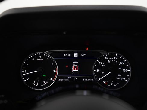 Used 2023 Nissan Pathfinder SL w/ SL Premium Package AWD/4WD image 28