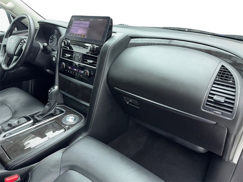 Used 2024 INFINITI QX80 Luxe image 47