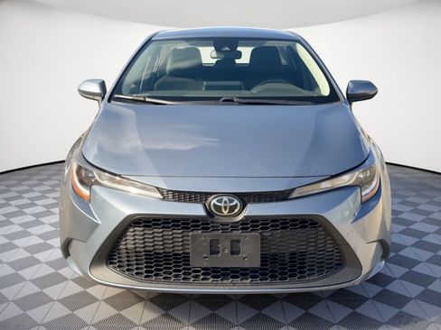 Used 2020 Toyota Corolla LE FWD image 6