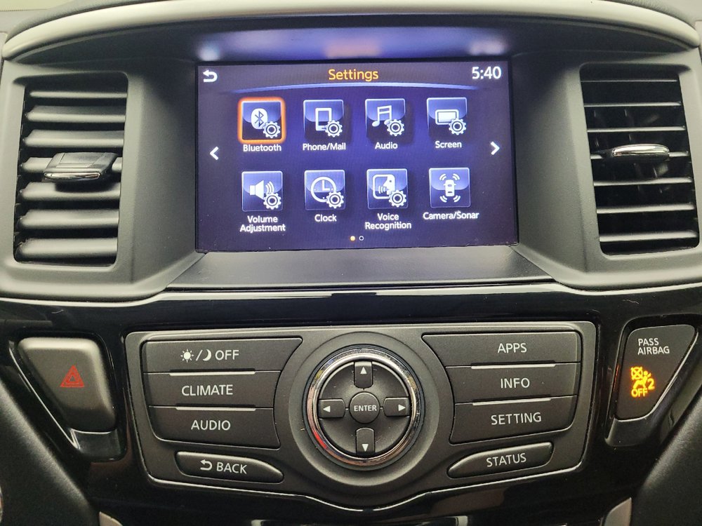 Used 2020 Nissan Pathfinder S FWD image 25