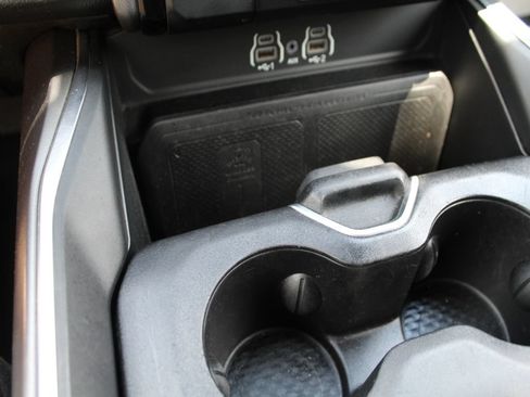 Used 2025 RAM 1500 Big Horn AWD/4WD image 18