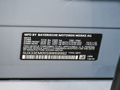 Used 2025 BMW X7 M60i AWD/4WD image 16