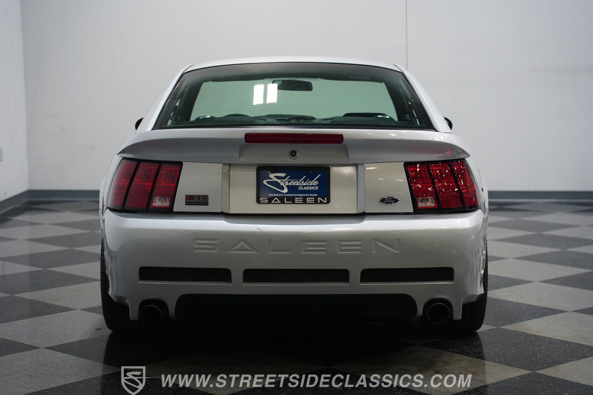 Used 2001 Ford Mustang GT RWD image 24