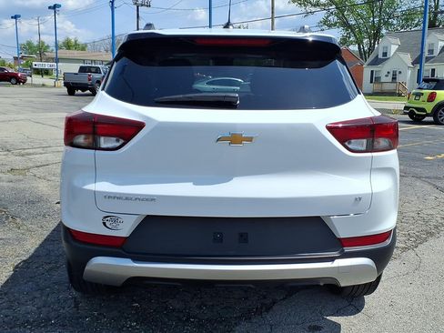 Used 2023 Chevrolet TrailBlazer LT FWD image 3