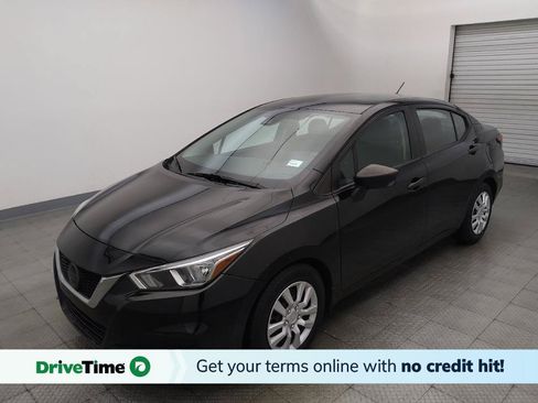 Used 2020 Nissan Versa S FWD image 1