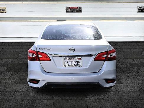 Used 2019 Nissan Sentra S FWD image 6