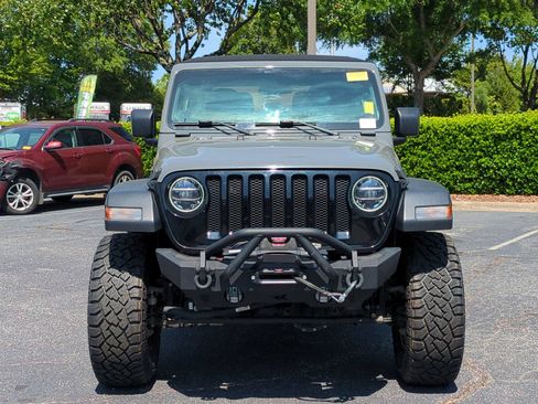 Used 2021 Jeep Wrangler Sport AWD/4WD image 3