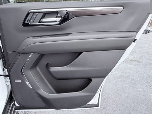 New 2026 Chevrolet Tahoe LT w/ Comfort Package image 33