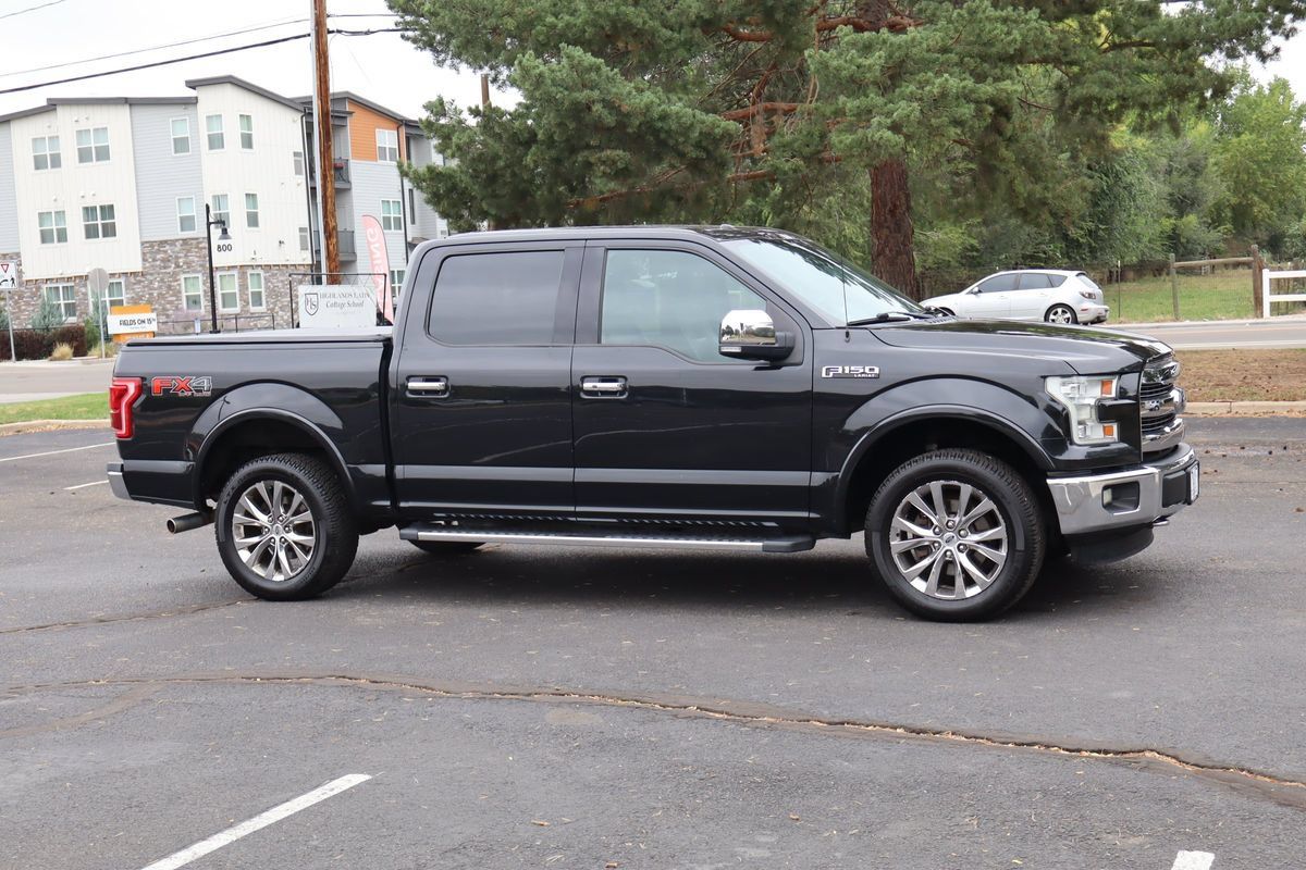 Used 2015 Ford F150 Lariat w/ Equipment Group 502A Luxury AWD/4WD image 2
