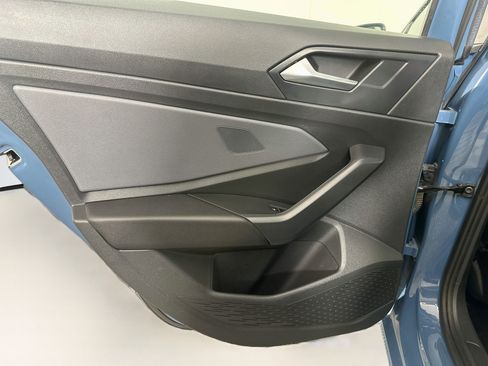 Used 2025 Volkswagen Jetta SE FWD image 26