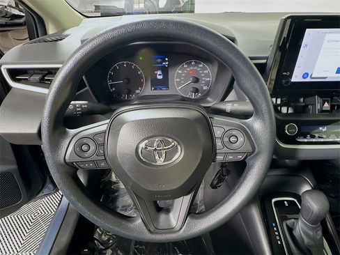 Certified 2025 Toyota Corolla LE image 11