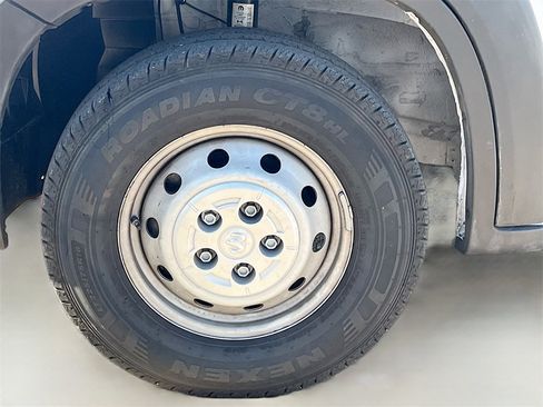 Used 2024 RAM ProMaster 2500 w/ Convenience Group image 27