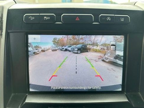 Certified 2020 Ford F150 Lariat w/ Equipment Group 502A Luxury image 17