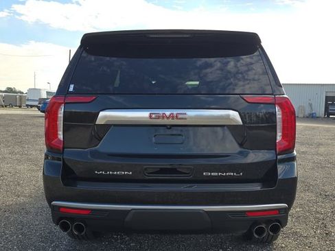 Used 2021 GMC Yukon XL Denali w/ LPO, Illumination Package image 5