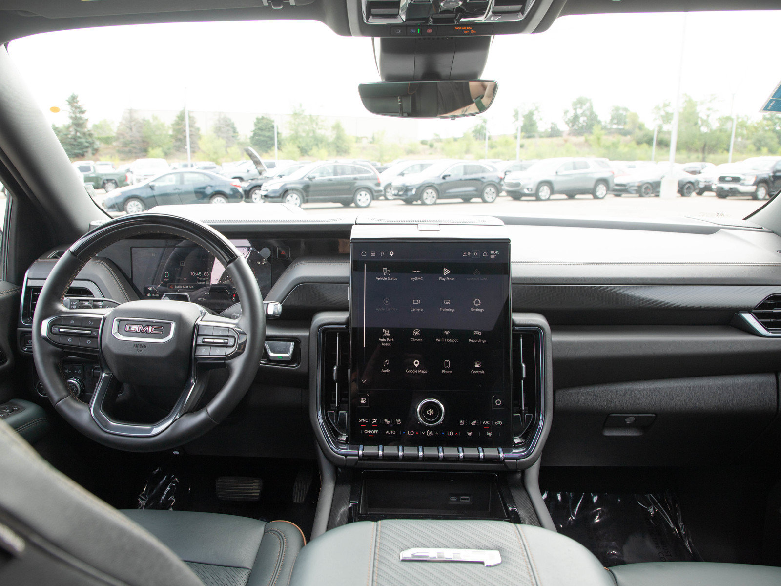 Used 2026 GMC Yukon AT4 w/ AT4 Premium Plus Package AWD/4WD image 19