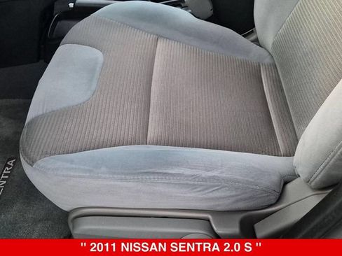 Used 2011 Nissan Sentra 2.0 S w/ Convenience Pkg FWD image 16