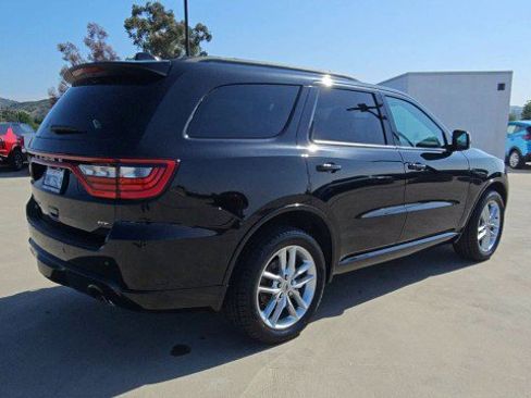 Used 2024 Dodge Durango GT AWD/4WD image 8