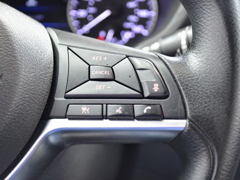 Used 2024 Nissan Sentra SV FWD image 22