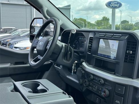 New 2024 Ford F350 XL w/ Snow Plow Prep Package image 31