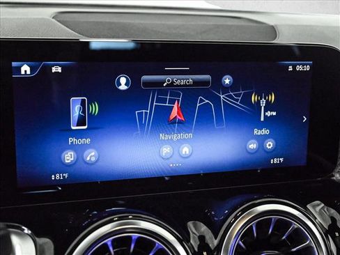 Used 2026 Mercedes-Benz GLB 35 AMG 4MATIC image 16