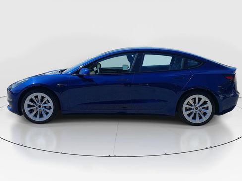 Used 2023 Tesla Model 3 Standard Range RWD image 4