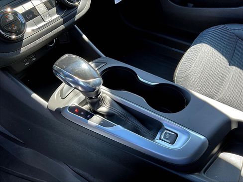 New 2026 Buick Envista Sport Touring FWD image 12