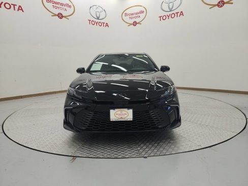 Used 2026 Toyota Camry SE w/ Convenience Package FWD image 4