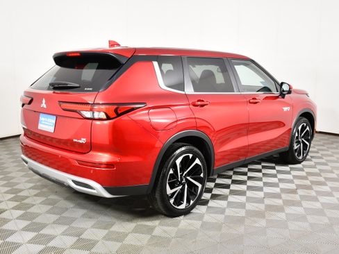 Used 2025 Mitsubishi Outlander SE AWD/4WD image 6