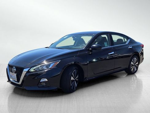 Used 2019 Nissan Altima 2.5 SL FWD image 8