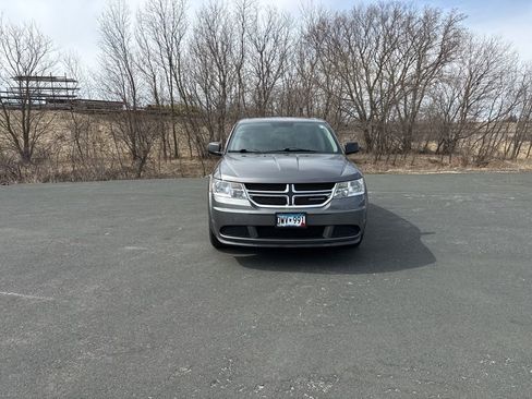 Used 2012 Dodge Journey SE image 2