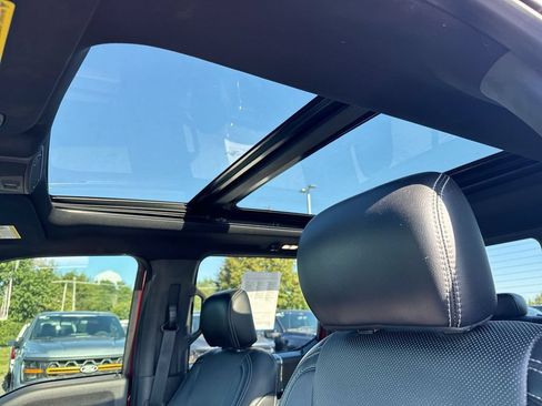 Used 2018 Ford F150 Lariat w/ Equipment Group 502A Luxury AWD/4WD image 19