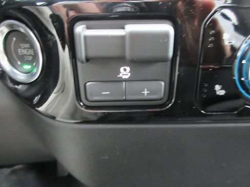 New 2026 GMC Sierra 3500 SLE w/ SLE Value Package image 21