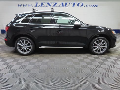 Used 2021 Audi SQ5 Premium w/ Convenience Package AWD/4WD image 2
