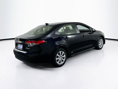 Used 2023 Toyota Corolla LE AWD/4WD image 5