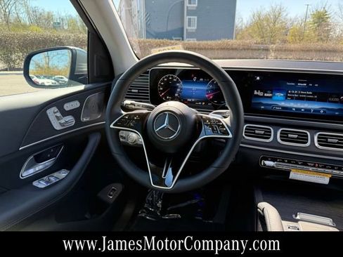 New 2026 Mercedes-Benz GLE 450 4MATIC image 17
