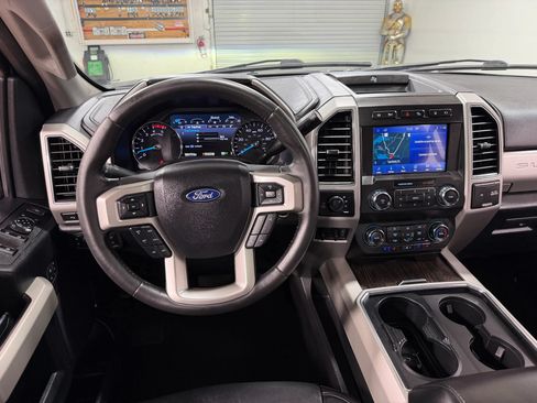 Used 2021 Ford F250 Lariat AWD/4WD image 22