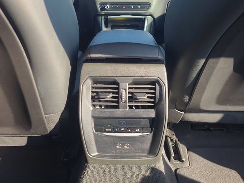 Used 2024 BMW 330i Sedan RWD image 20
