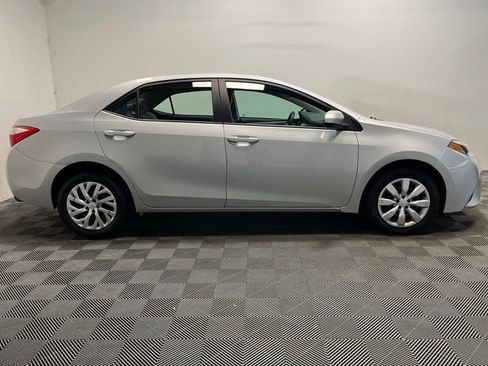 Used 2014 Toyota Corolla LE FWD image 4