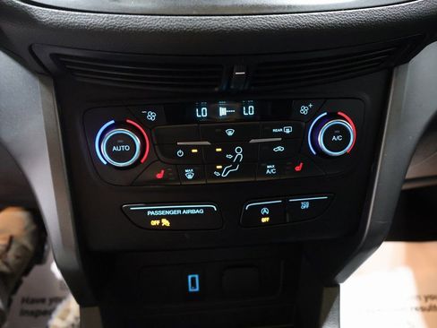 Used 2017 Ford Escape SE w/ SE Leather Comfort Package image 22