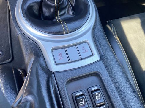 Used 2017 Subaru BRZ Series.Yellow image 19