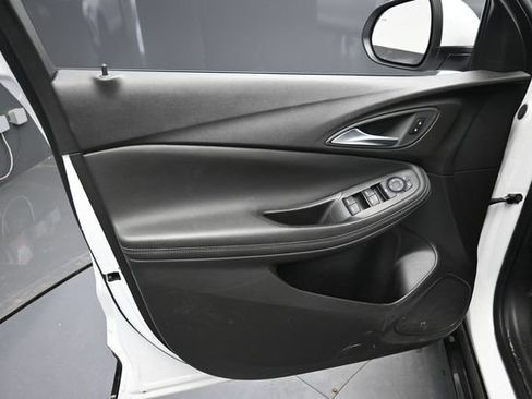 Used 2024 Buick Encore GX Sport Touring FWD image 14